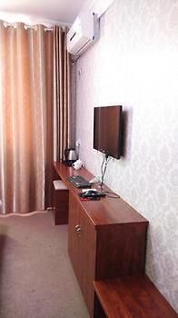 Yanshi 7 Star Express Hotel Luoyang  Exterior photo